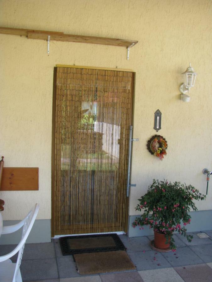 Ferienwohnung Herbsleben ภายนอก รูปภาพ